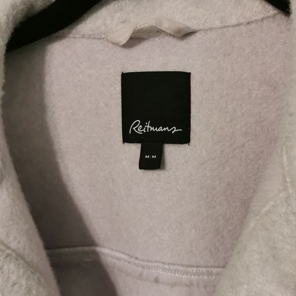 Shacket - Picture 2 of 3